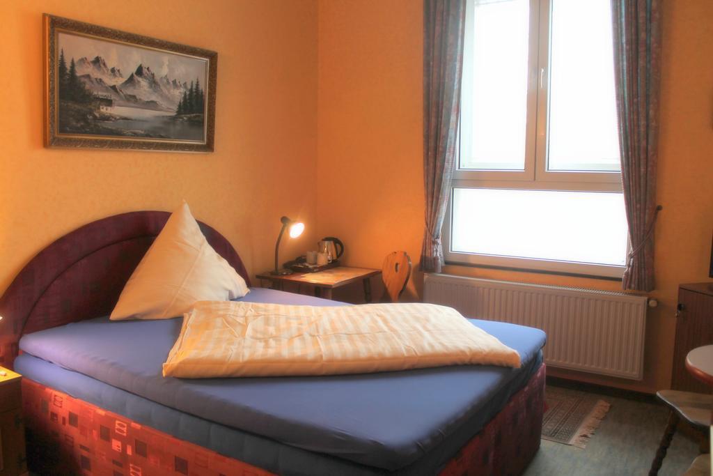 Hotel Adler Düsseldorf Buitenkant foto